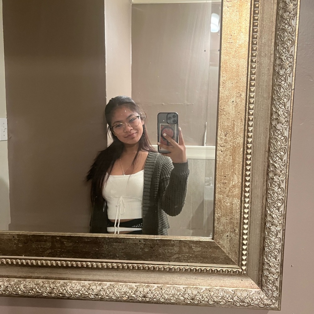 Meet your Posher, Mikaela